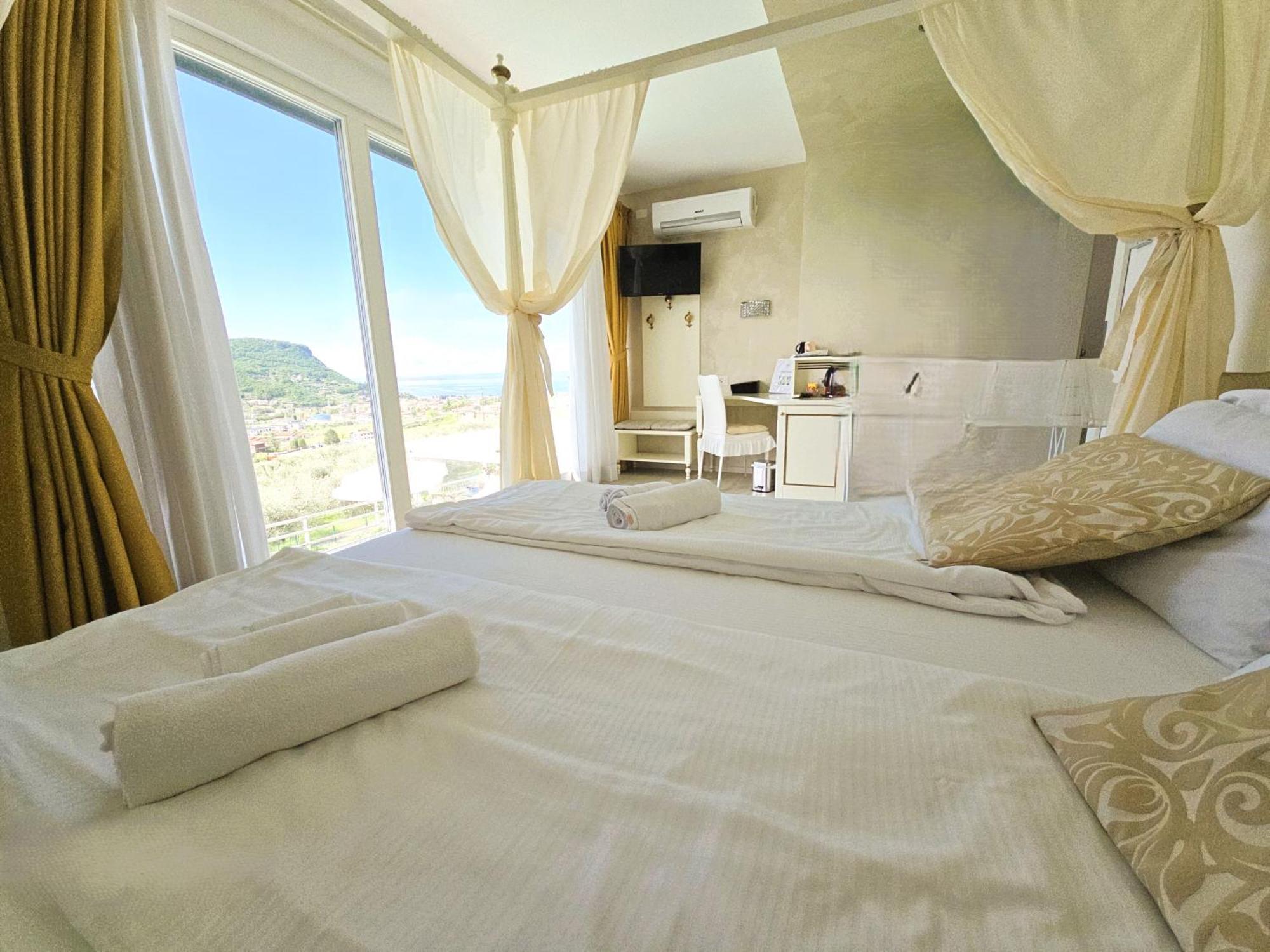 Relais Villa Olivi 코스테르마노 객실 사진